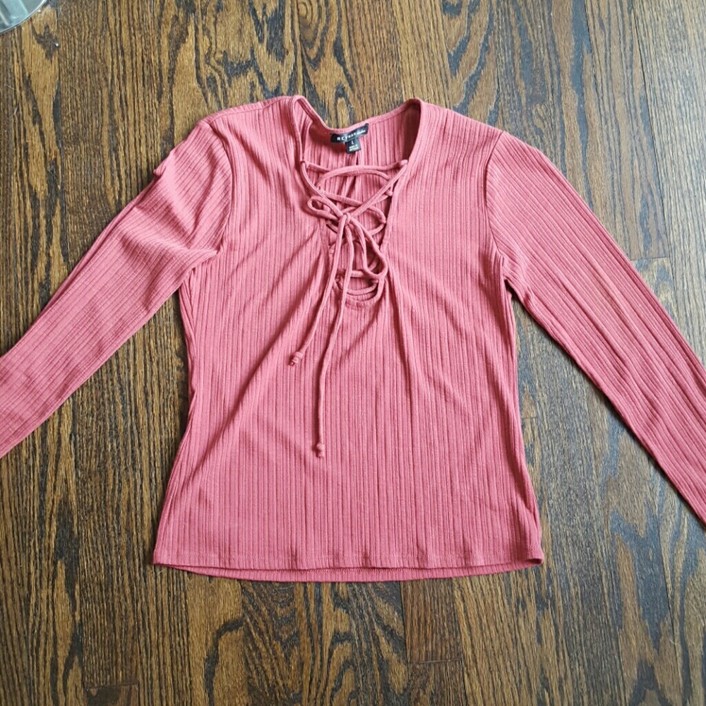 Lace up bust salmon top